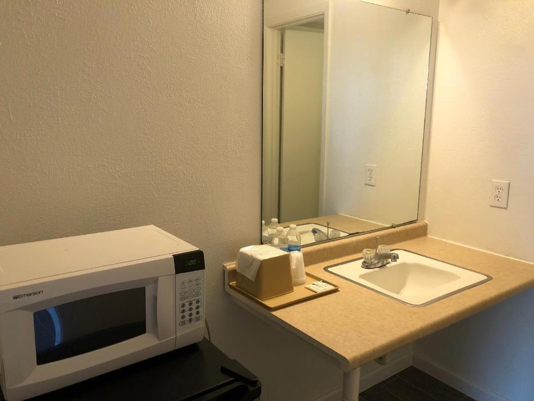 Royal Inn Port Lavaca Εξωτερικό φωτογραφία